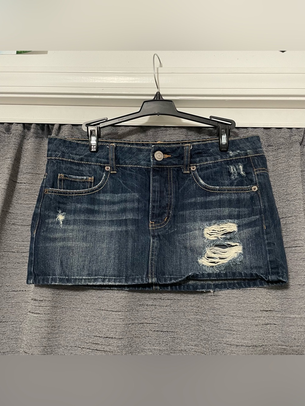 Vintage Y2K American Eagle Distressed Denim Micro Mini Skirt Womens Size 4